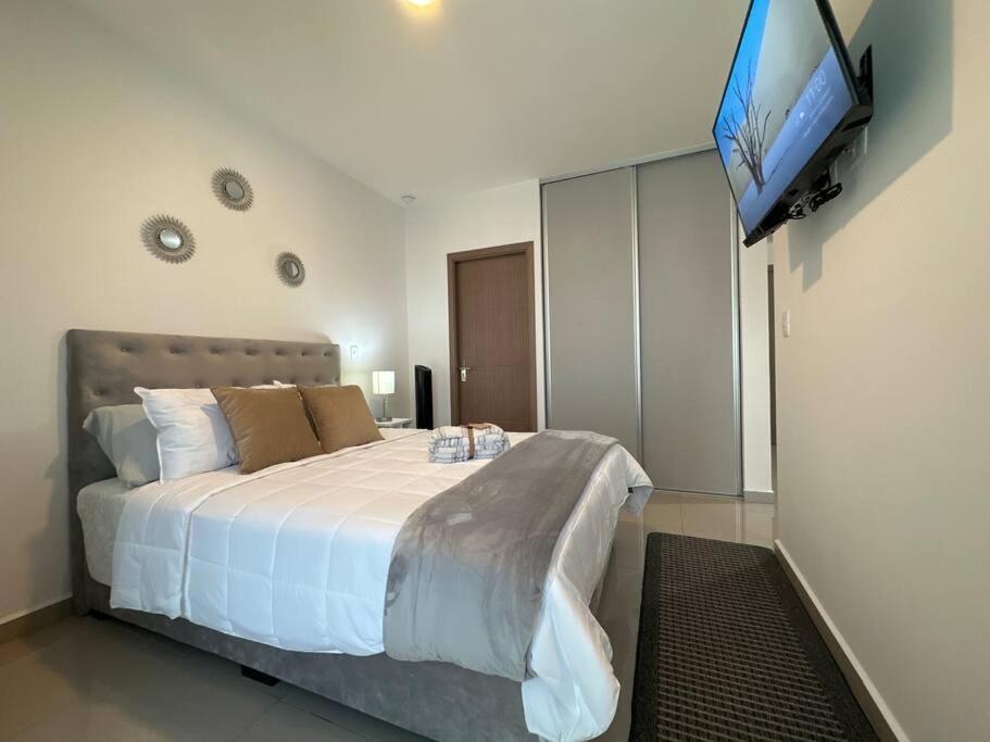 New Luxury Apartment 12Th Floor Сан Хосе Екстериор снимка
